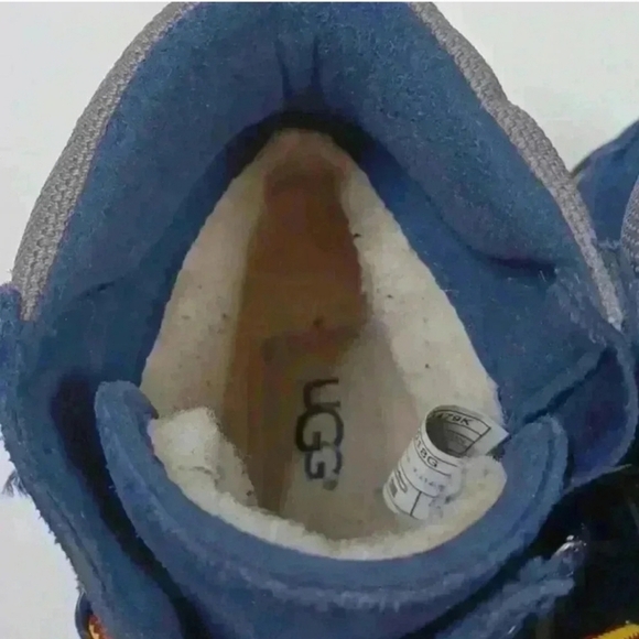 UGG Blue Boots with Cream Interior - Picture 11 of 14